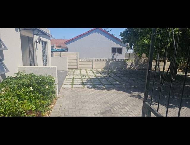 3 BEDROOM HOUSE FOR SALE IN MANDALAY